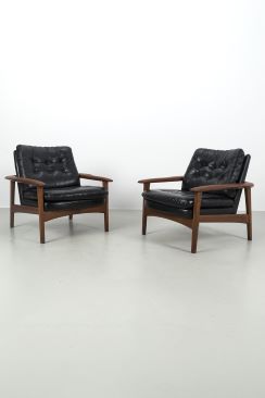 Pair of vintage armchairs