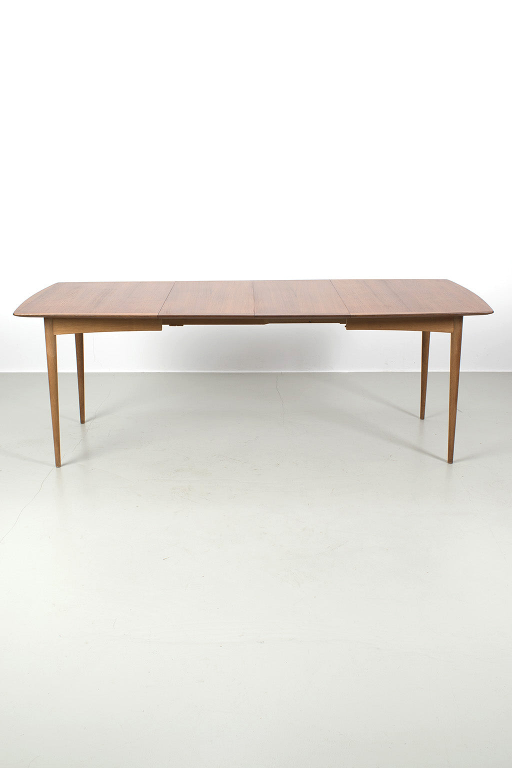 Vintage uittrektafel eiken